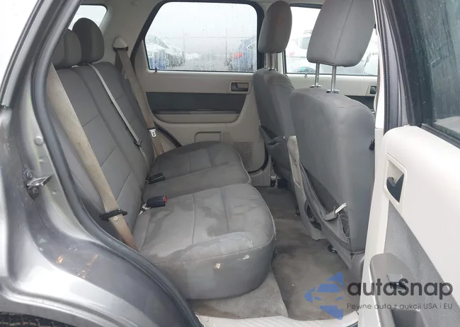 1FMCU0D76AKB28690: 44555551