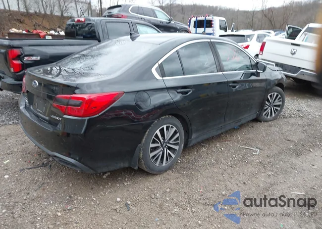 4S3BNAD64J3013767: 44555586