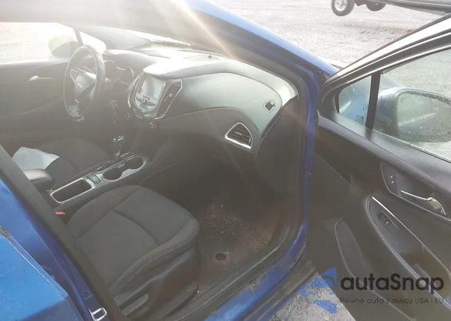 1G1BE5SM8G7244951: 44555649