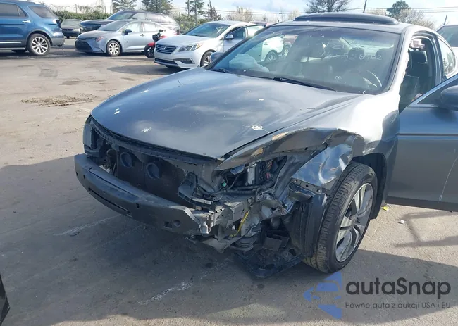 1HGCS1B81AA016009: 44555802