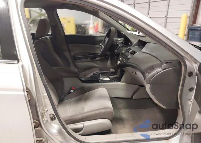 JHMCP26428C024663: 44555806