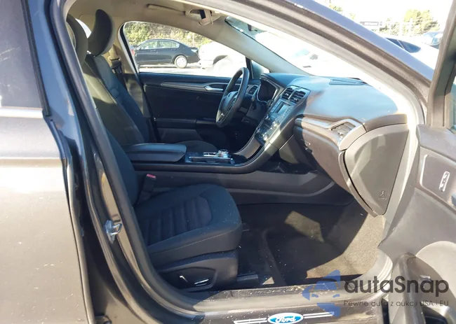 3FA6P0LU7HR374773: 44555808