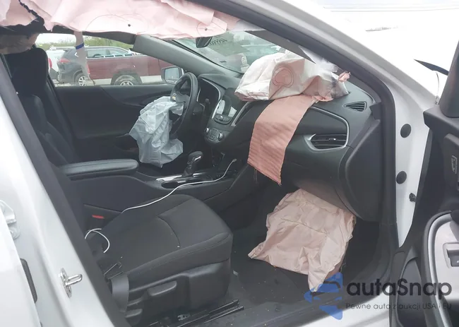 1G1ZD5ST0RF131500: 44555881