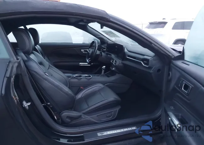 1FAGP8UH2R5132563: 44555954