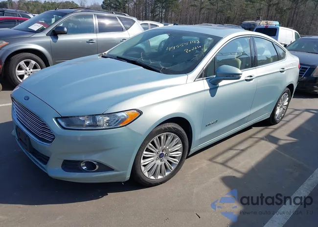 3FA6P0LU3DR383027: 44555142