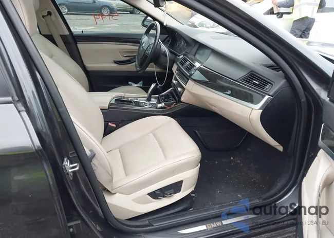 WBAFU7C55BC778937: 44555144