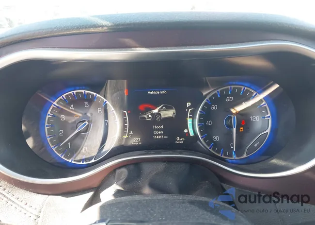 2C4RC1GG2HR762867: 44555308