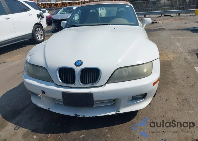 4USCH3349YLF42677: 44555500