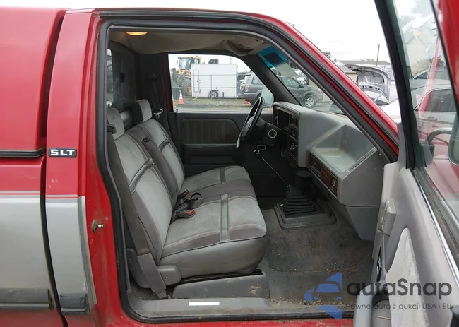 1B7GG26Y3RS546442: 44556580