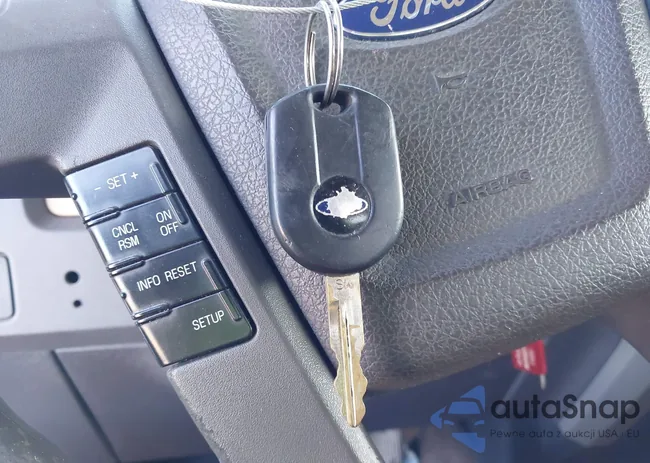 1FTMF1CM1BFB24976: 44556591