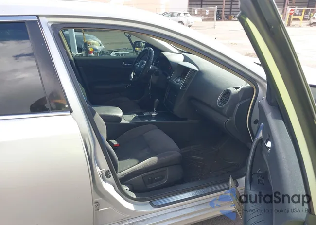 1N4AA5AP7EC462755: 44556786