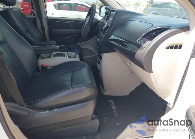 2C4RC1BG8ER125713: 44556832