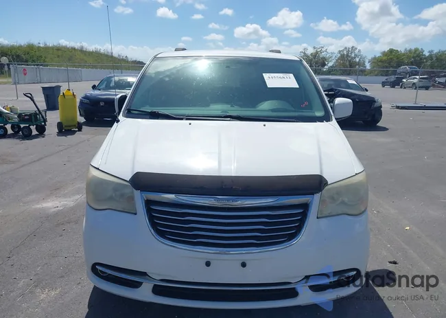 2C4RC1BG8ER125713: 44556832