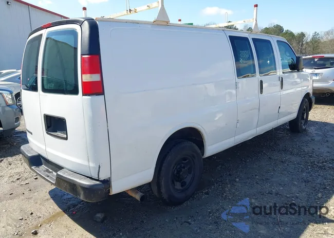 1GCHG39KX81119393: 44556870