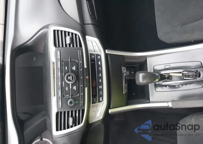 1HGCR2F32DA038234: 44556871