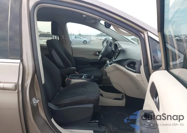 2C4RC1BG9HR788468: 44557007