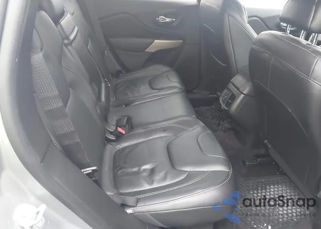 1C4PJMCS4HW575145: 44557012