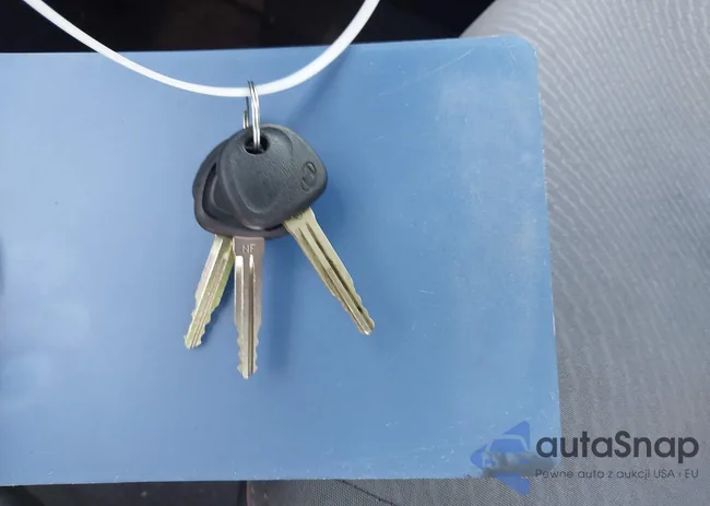 5NPDH4AE2GH670142: 44556190