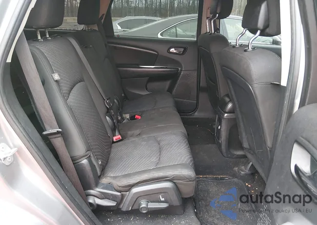 3C4PDCBB9GT157140: 44556326