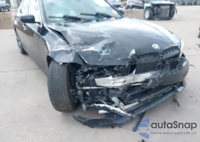 3MW5R1J0XM8C18326: 44556382