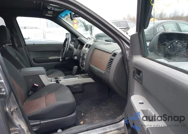 1FMCU93148KA33296: 44557558