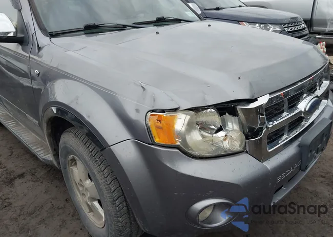 1FMCU93148KA33296: 44557558