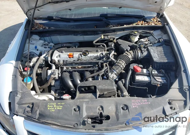 1HGCP2F64CA107083: 44557724