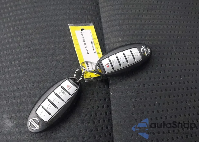 1N4AL3AP9EC181684: 44557847