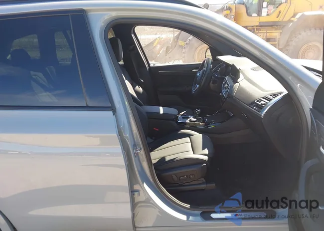 5UX53DP06R9U57218: 44557951