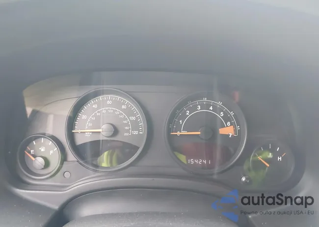 1C4NJCBA0GD600403: 44557177