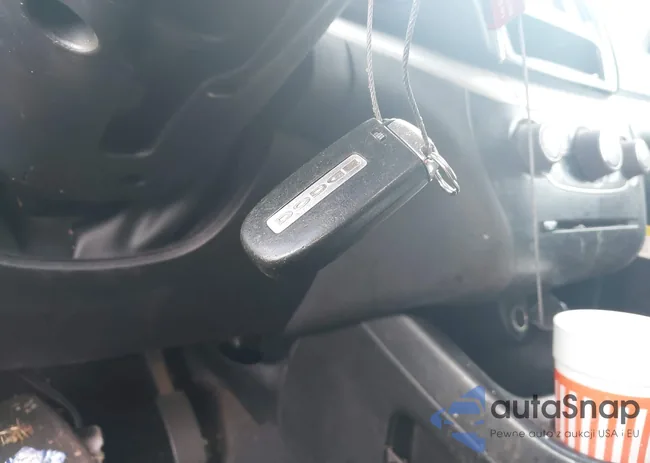 3C4PDCBB0JT158233: 44557320