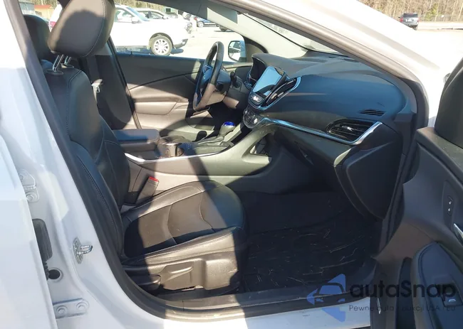 1G1RB6S59JU157171: 44557386