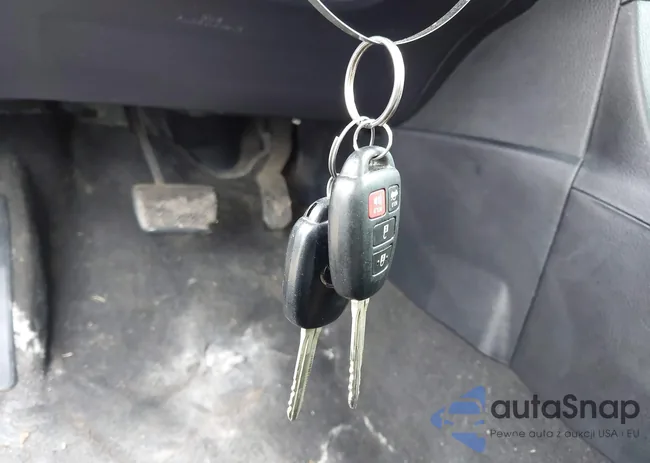 2T1BURHE6GC661856: 44557417