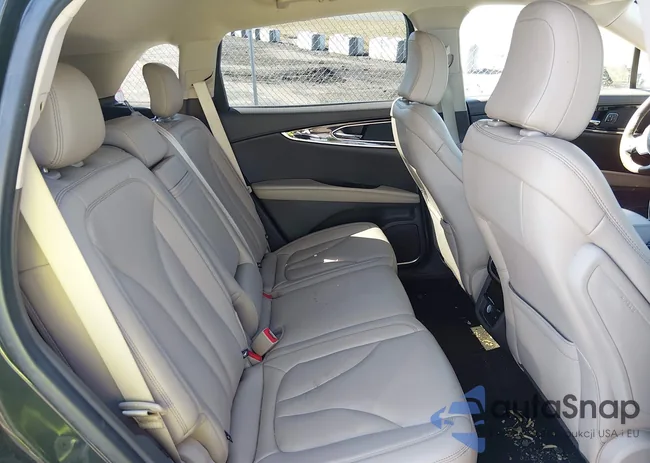 2LMPJ8J94PBL11558: 44557439