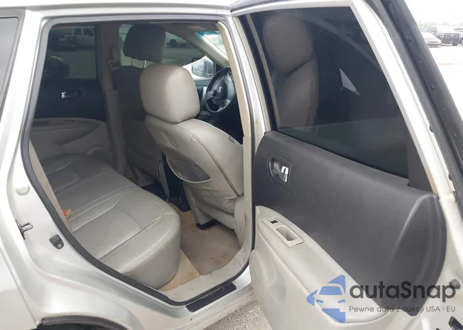 JN8AS58T39W042753: 44558731