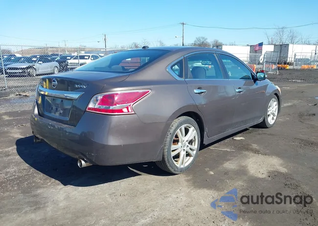 1N4BL3APXDC119956: 44558783