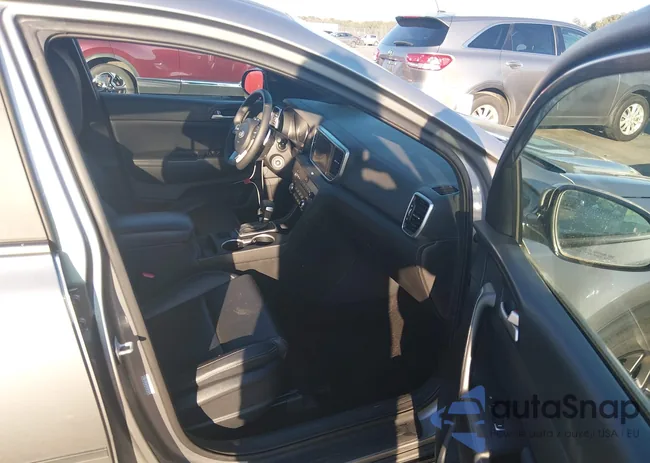 KNDP63AC0M7870318: 44558796