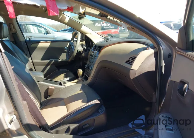 1G1ZK57768F260681: 44559001