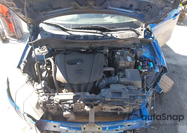 3MYDLBZV3GY144601: 44558147