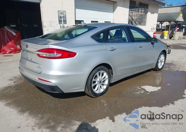 3FA6P0LU0KR274182: 44558237