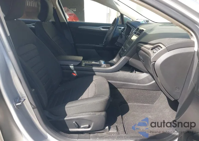 3FA6P0LU0KR274182: 44558237