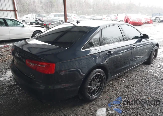 WAUGGAFC8CN124202: 44558325