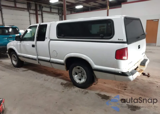 1GCCS19X5V8181053: 44558435