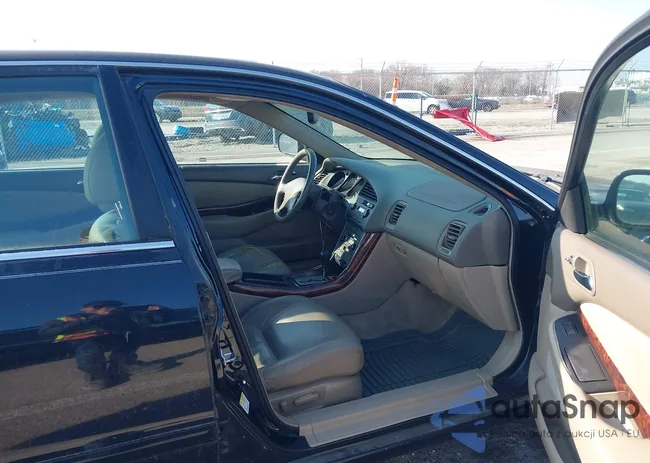 19UUA5665YA002745: 44558442