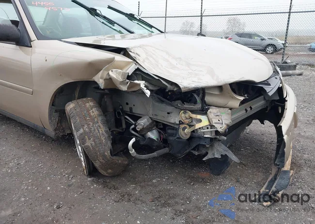 1G1ND52J83M691765: 44559573