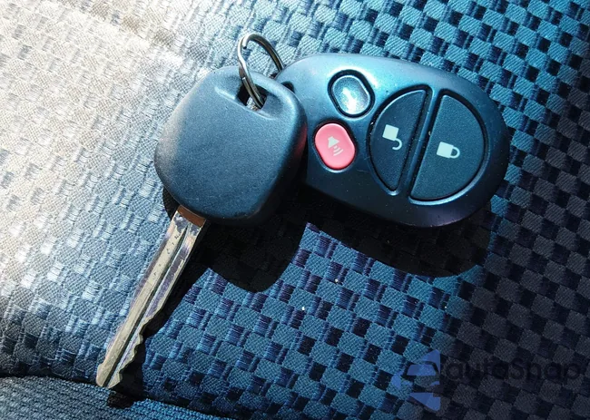 4T1CA38P64U014699: 44559612