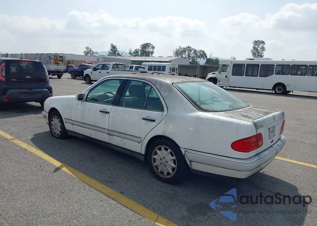 WDBJF55F1VA335099: 44559642