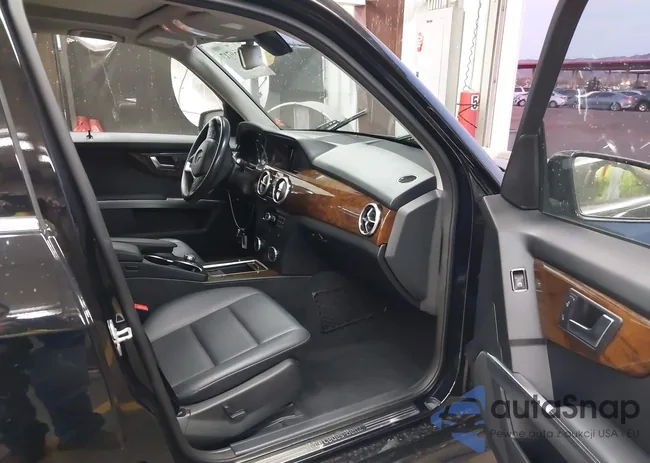 WDCGG5HB8FG438563: 44559717