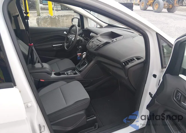 1FADP5AU8HL114288: 44559742