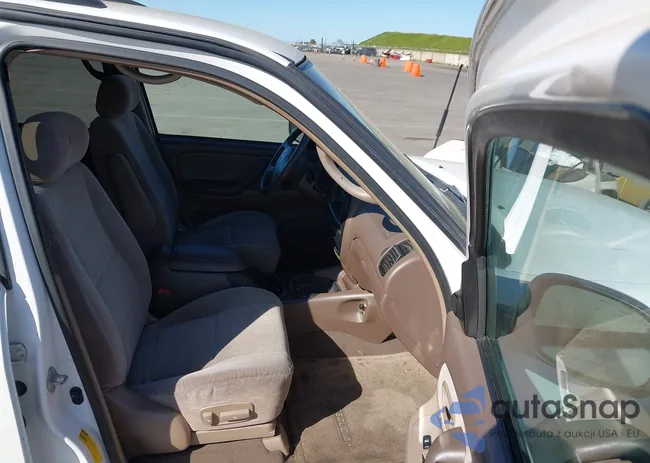 5TDZT34A03S157192: 44559877